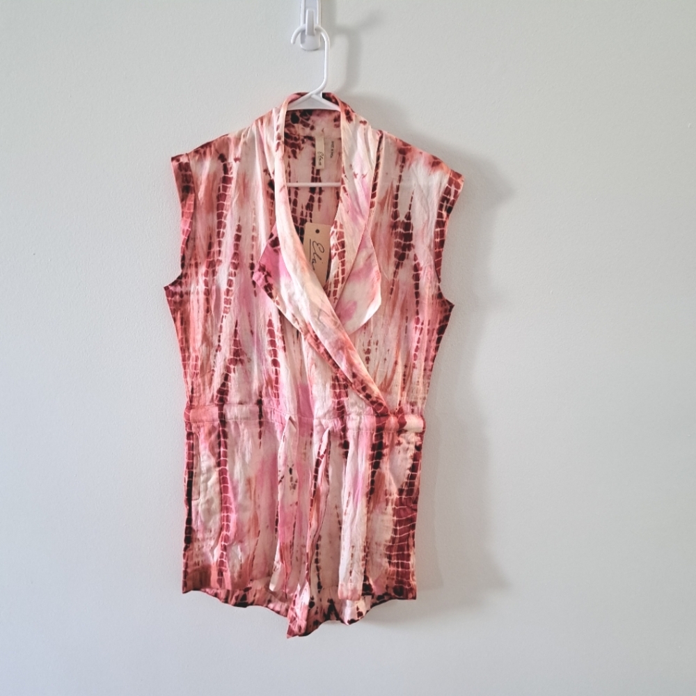 Elan Shorts Romper Size S. Boho Pink Tie Dye.  NWT. See Pics for Measurements.